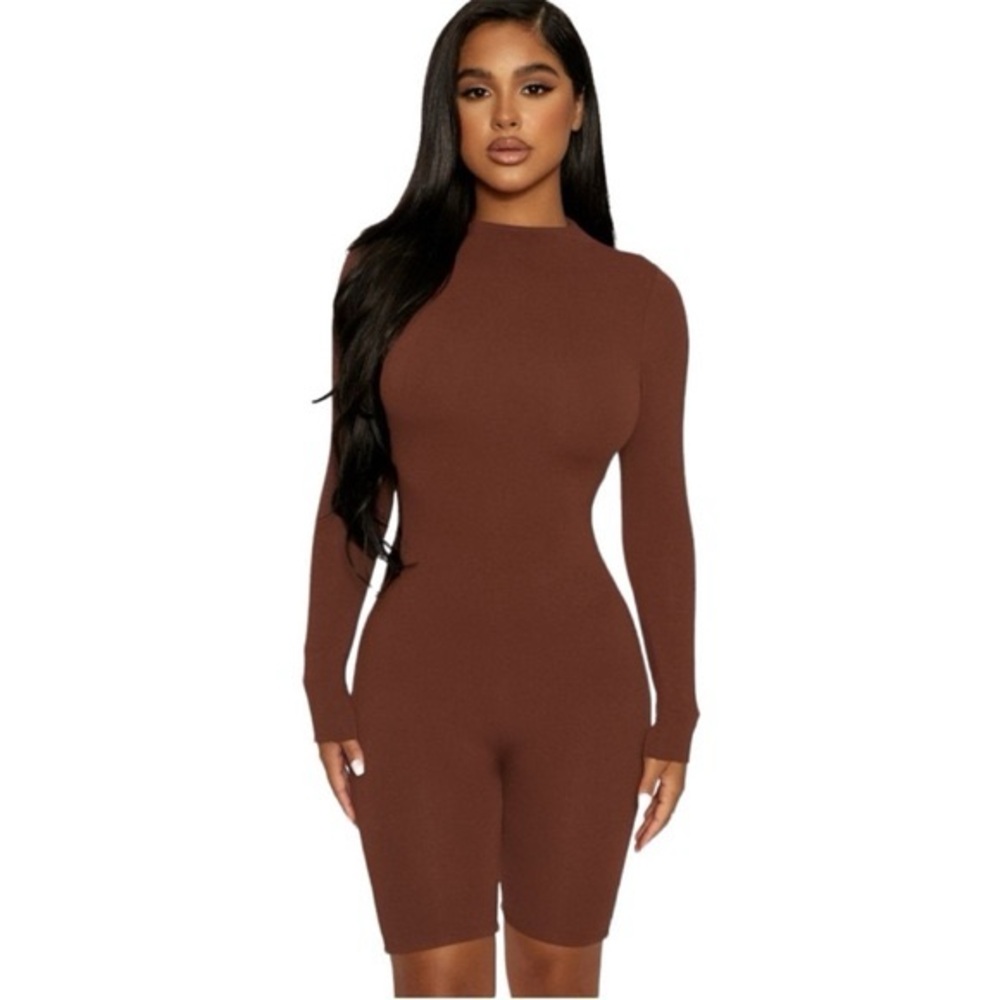 Naked wardrobe size L snatched romper in brown